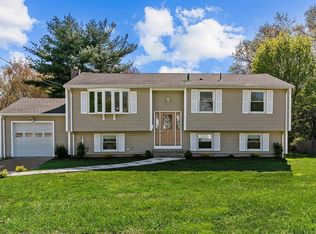 155 Sand Pond Rd, Warwick, RI 02888