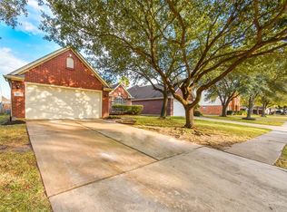10034 Rio Bravo Rd, Houston, TX 77064