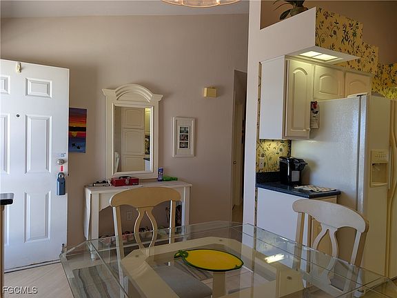 3rd image of 4622 SW 12th Pl APT 224
