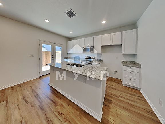 4th image of 1202 Boxwood Ln