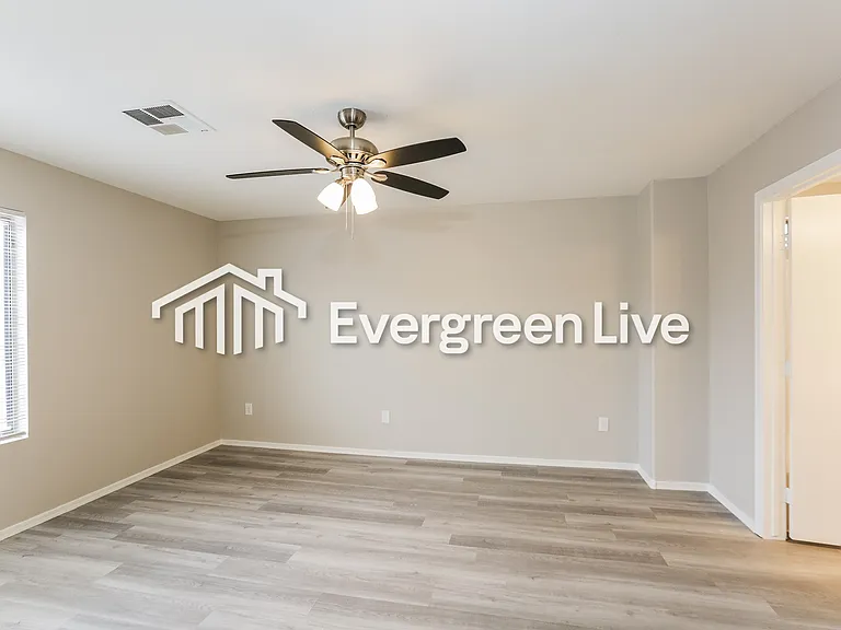 10422 W Oregon Ave — Photo 14
