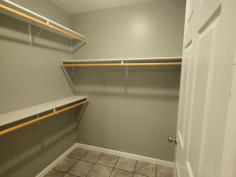 305 McKenzie Dr #1 — Photo 18