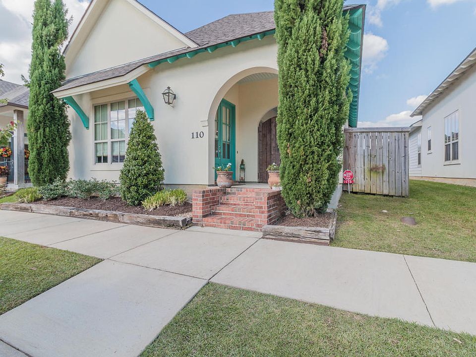 1st image of 110 Deysbrook Ln