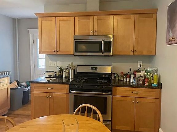 5th image of 62 Frederick Ave