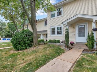 138 Condor Ct #138, Saint Charles, MO 63303