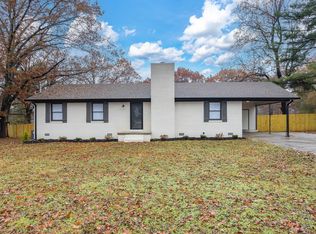 621 Campbell Ln, Jackson, TN 38301