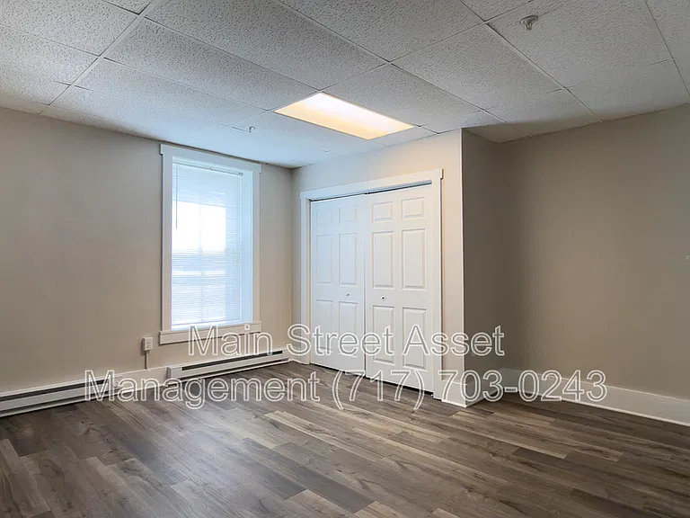 100 S Front St #1 — Photo 8