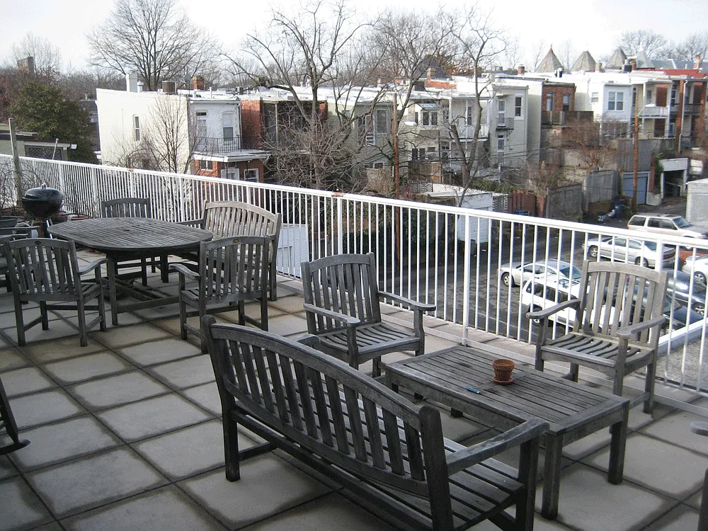 2200 Wisconsin Ave NW — Photo 2