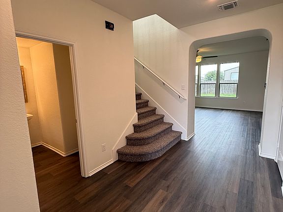 4th image of 6273 Mantalcino Dr