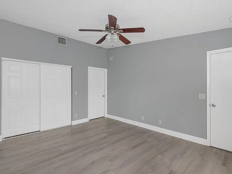 161 Meadows Dr #161 — Photo 5