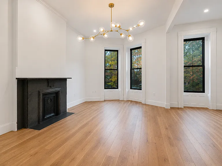 348 Lafayette Ave #2 — Photo 3