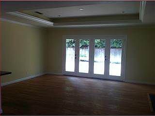 5th image of 3611 Forest Ave