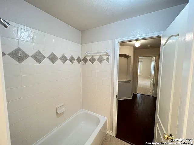 1303 Bluff Frst — Photo 30