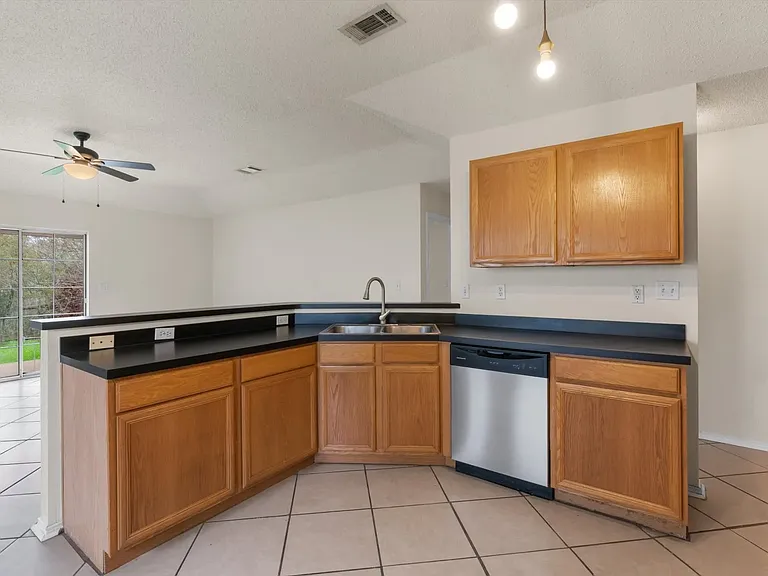 101 Ina Ct #INACOURT101 — Photo 23