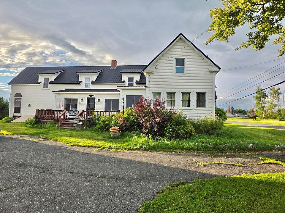 1st image of 808 Madawaska Road