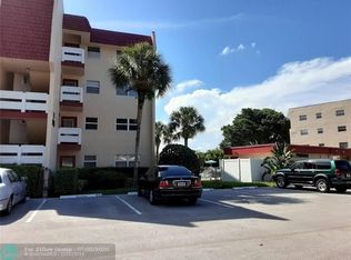 1035 Country Club Dr APT 306, Margate, FL 33063