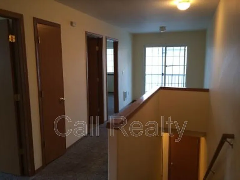 732 S Altamont St — Photo 5
