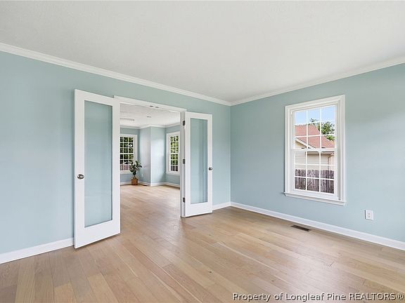 5th image of 778 Magellan Dr
