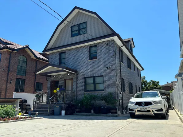 215-12 40th, Bayside, NY 11361