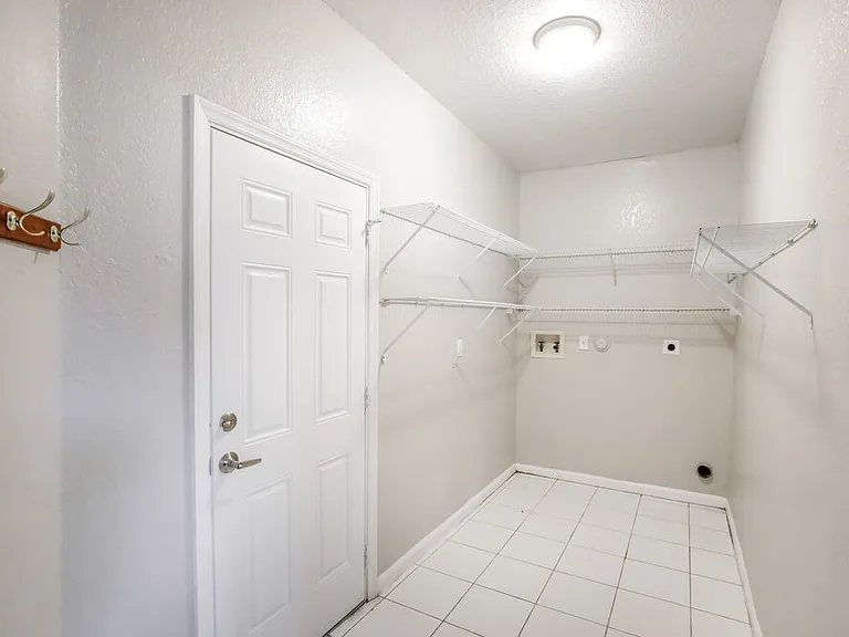 1117 NW 97th Dr — Photo 9