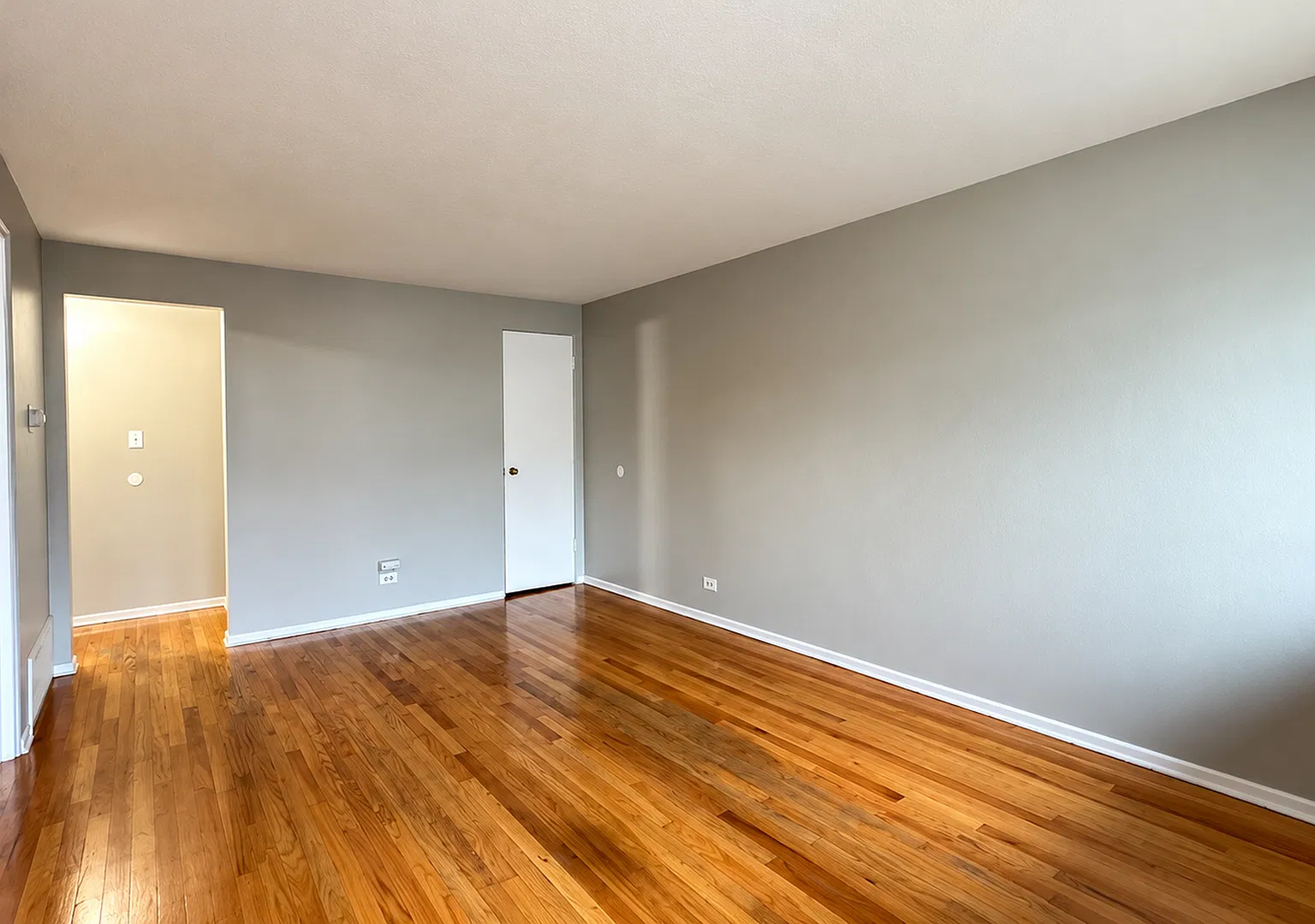 3204 Newland St — Photo 4