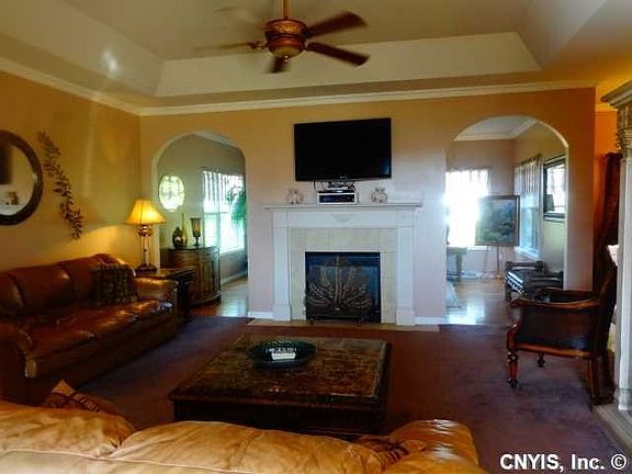 5th image of 8350 Nates Ln