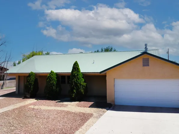 1879 Peyton Rd, Los Lunas, NM 87031