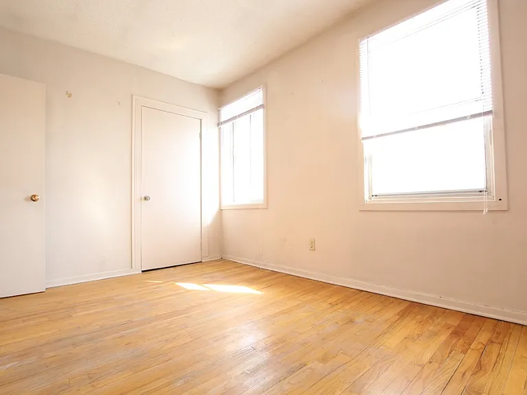 47 Louisa St #47A — Photo 14