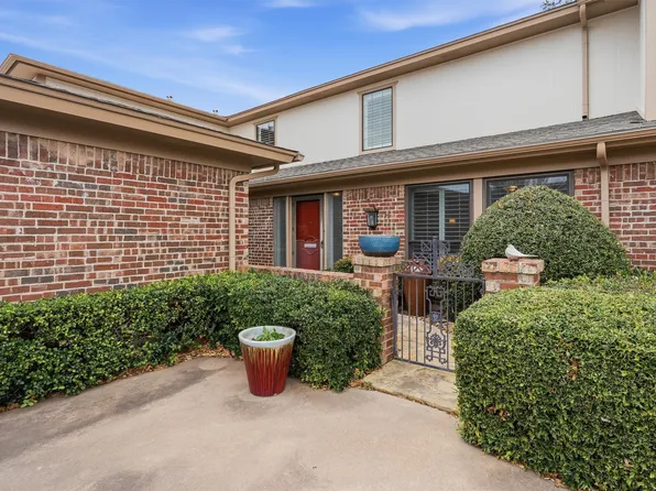 79 One Main Pl, Benbrook, TX 76126