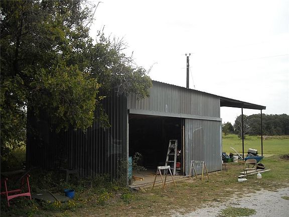 5th image of 407 County Road 2798