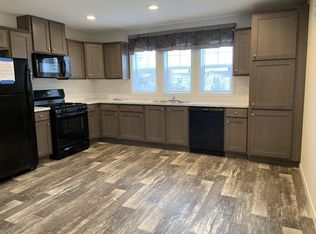 1748 Magnolia Blvd, Monroe, MI 48161