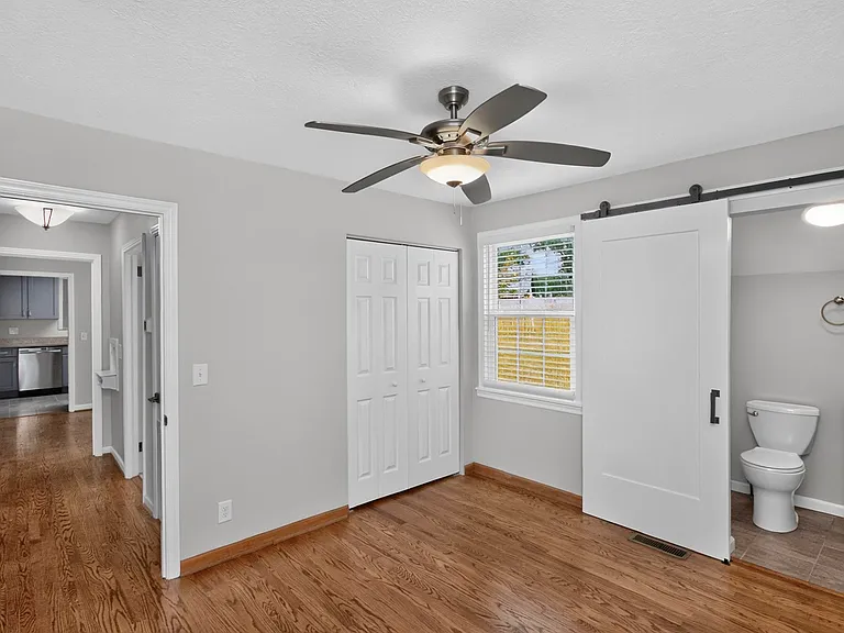 409 Woodberry Dr — Photo 19