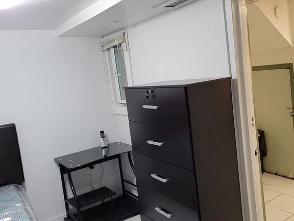 2nd image of 2763 Reservoir Ave #G3
