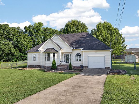 4th image of 6 Robinwood Dr