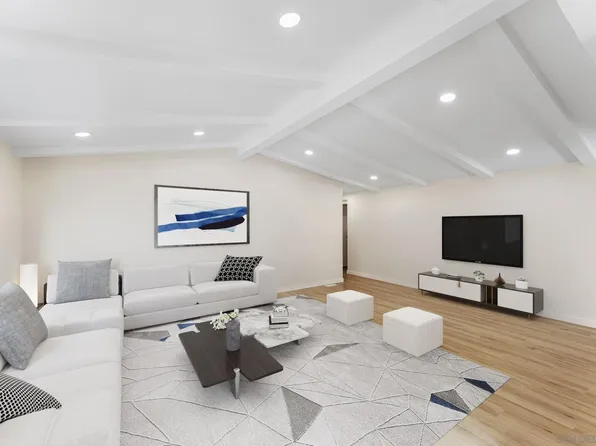 612 Via Del Mar, Vista, CA 92081