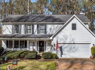 12070 Wallace Woods Ln, Alpharetta, GA 30004