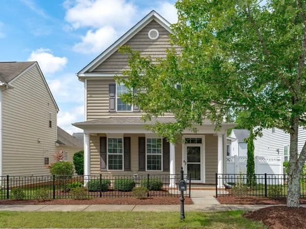 725 Summer Music Ln, Raleigh, NC 27603