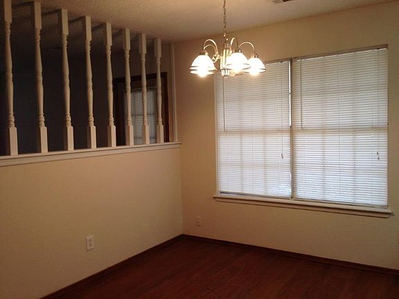 3rd image of 3606 W Beechwood Dr