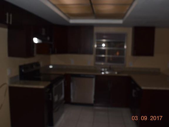 4th image of 9015 Camino Villa Blvd