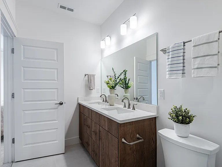 153 Collin Pl — Photo 36