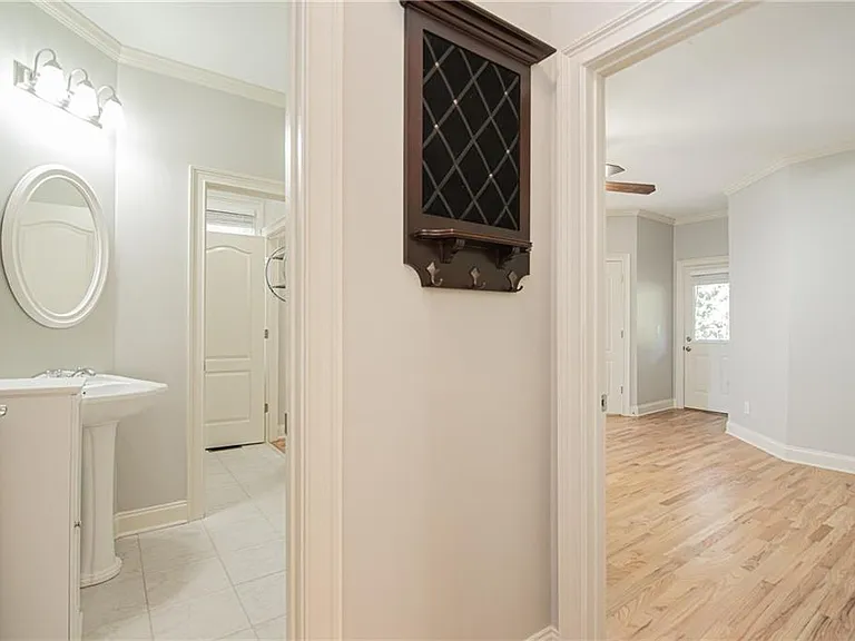 4012 Erin Dr — Photo 34