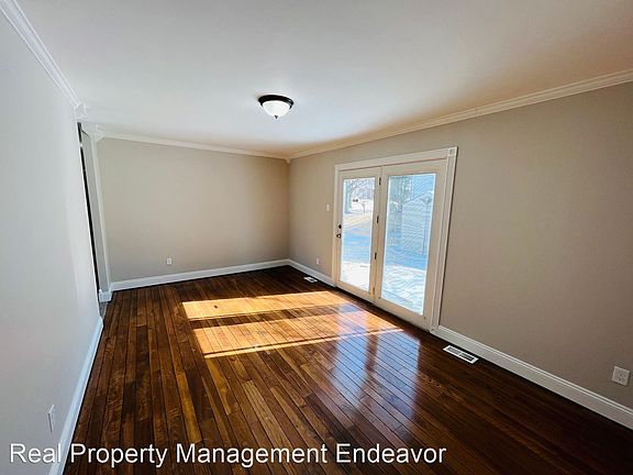 5th image of 1407 La Cerros Ln