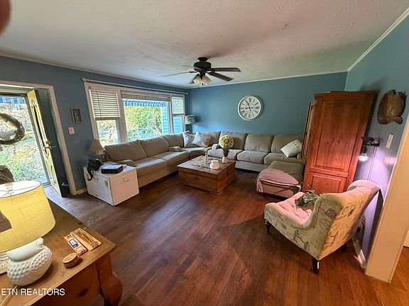 2nd image of 2816 Hardin Hill Rd