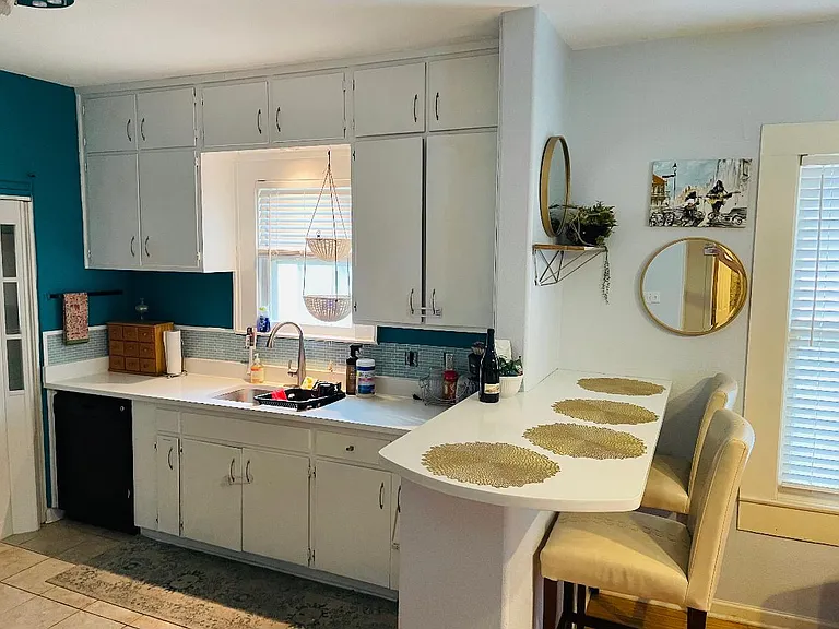 825 Ripley Ave — Photo 5