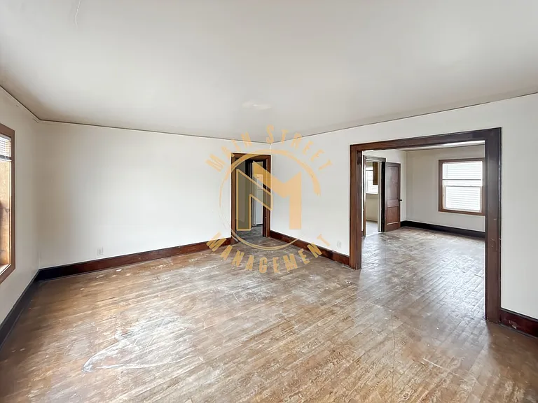 1580 Elm St — Photo 7