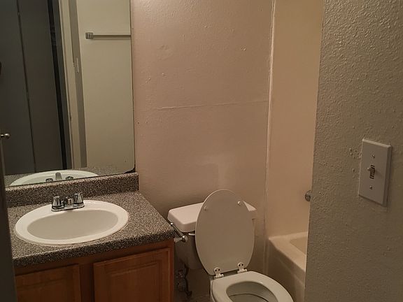 5th image of 2124 Burton Dr APT 111