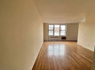 1560 W 6th St #1E, Brooklyn, NY 11204