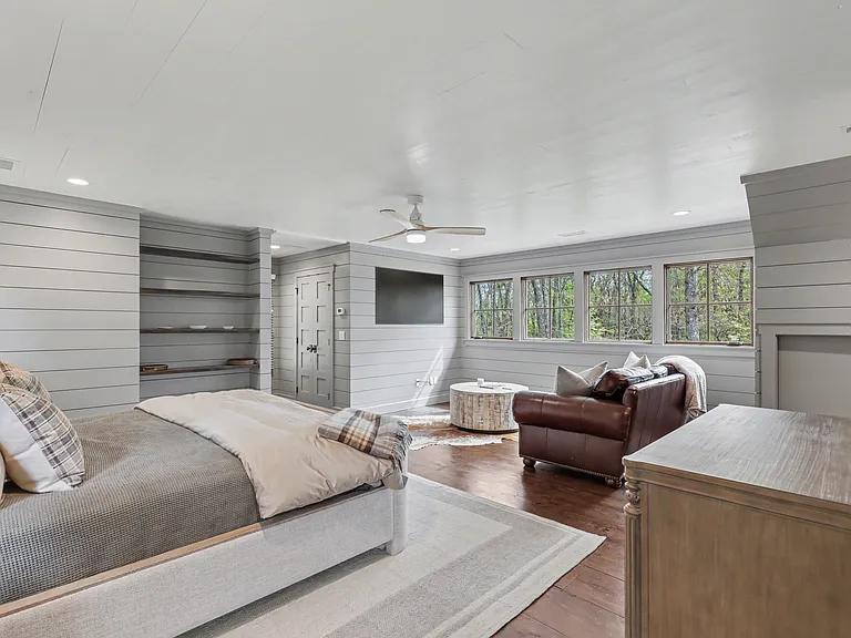 545 Cross Creek Trl — Photo 61