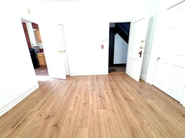 79 Pamrapo Avenue image 2 of 25