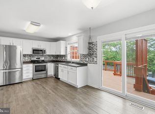 43756 Tolamac Dr, Ashburn, VA 20147